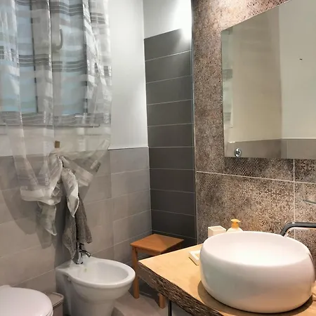 La Yucca Apartment